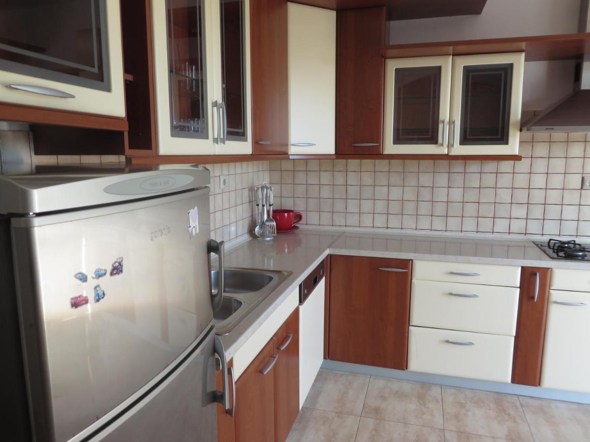 Apartments Tonka Pakoštane Екстериор снимка