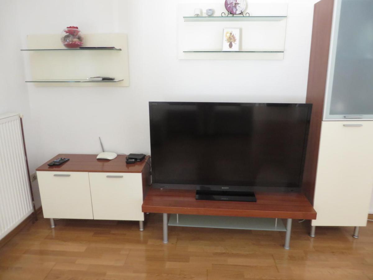 Apartments Tonka Pakoštane Екстериор снимка