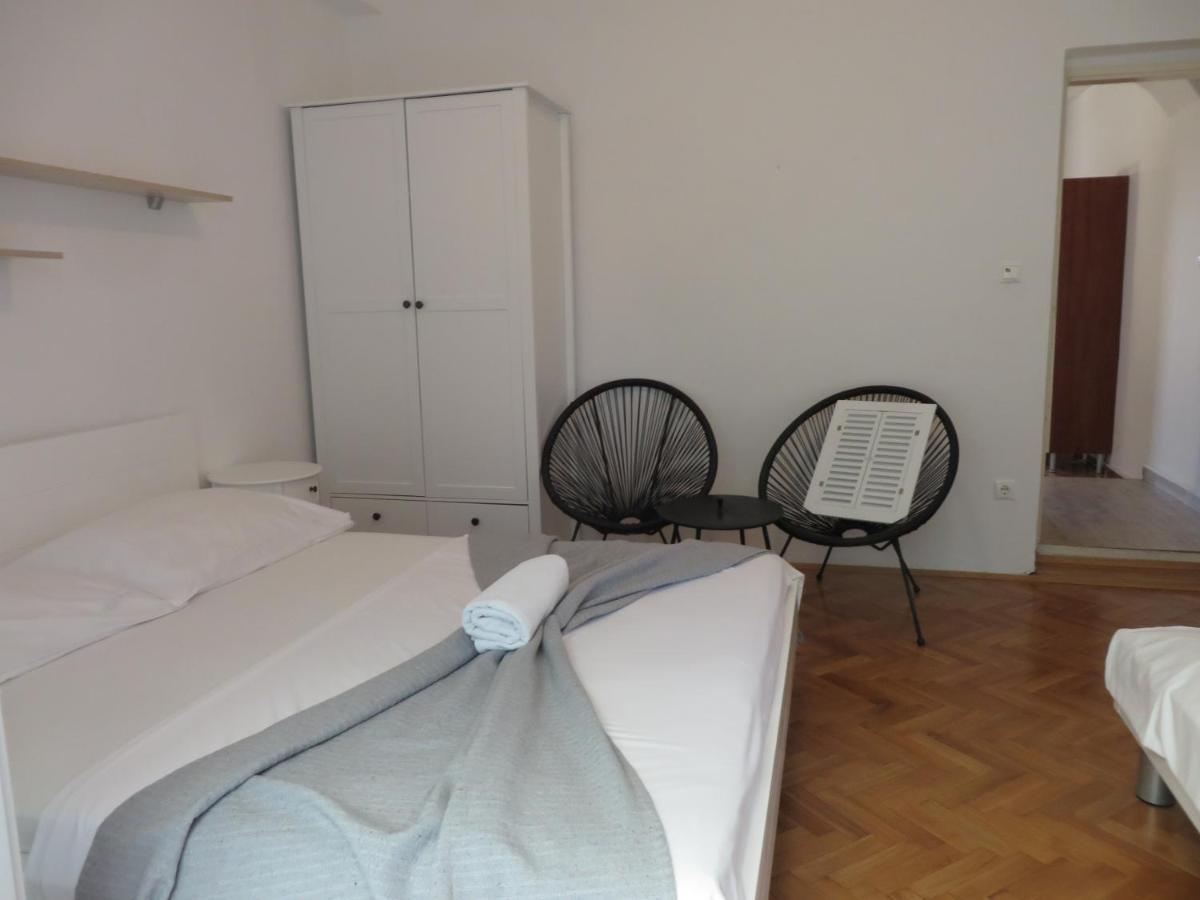Apartments Tonka Pakoštane Екстериор снимка