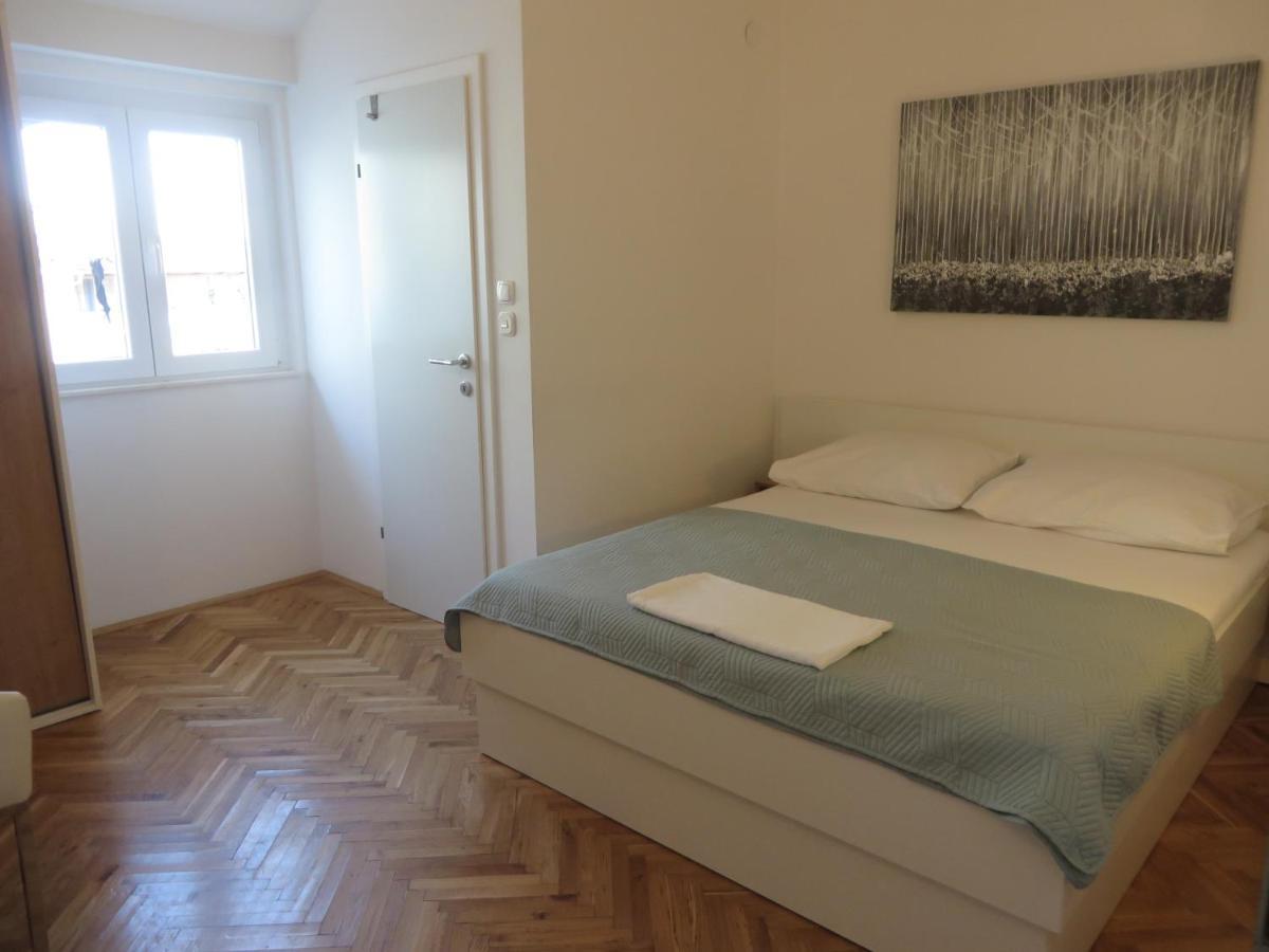 Apartments Tonka Pakoštane Екстериор снимка