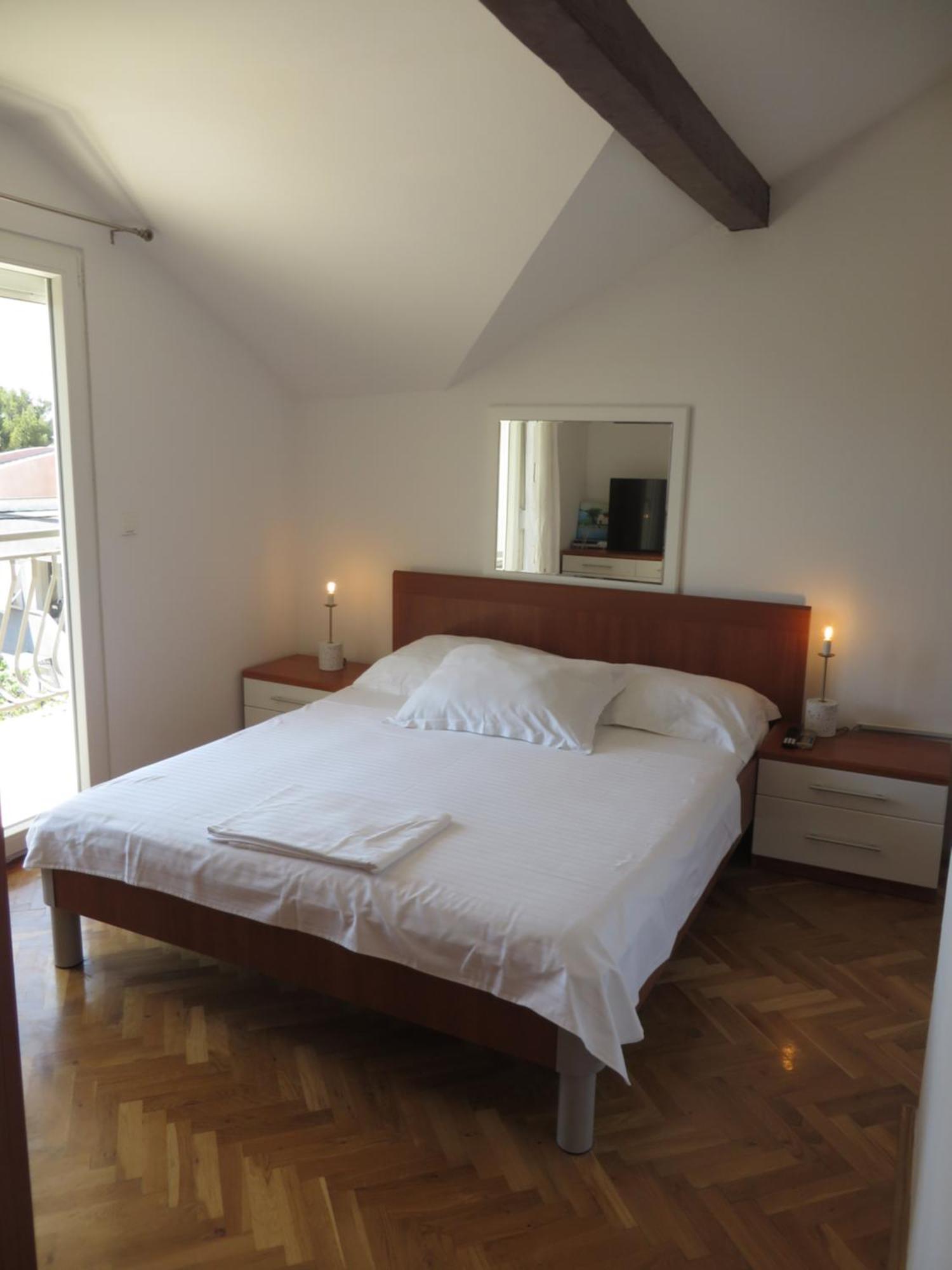 Apartments Tonka Pakoštane Екстериор снимка