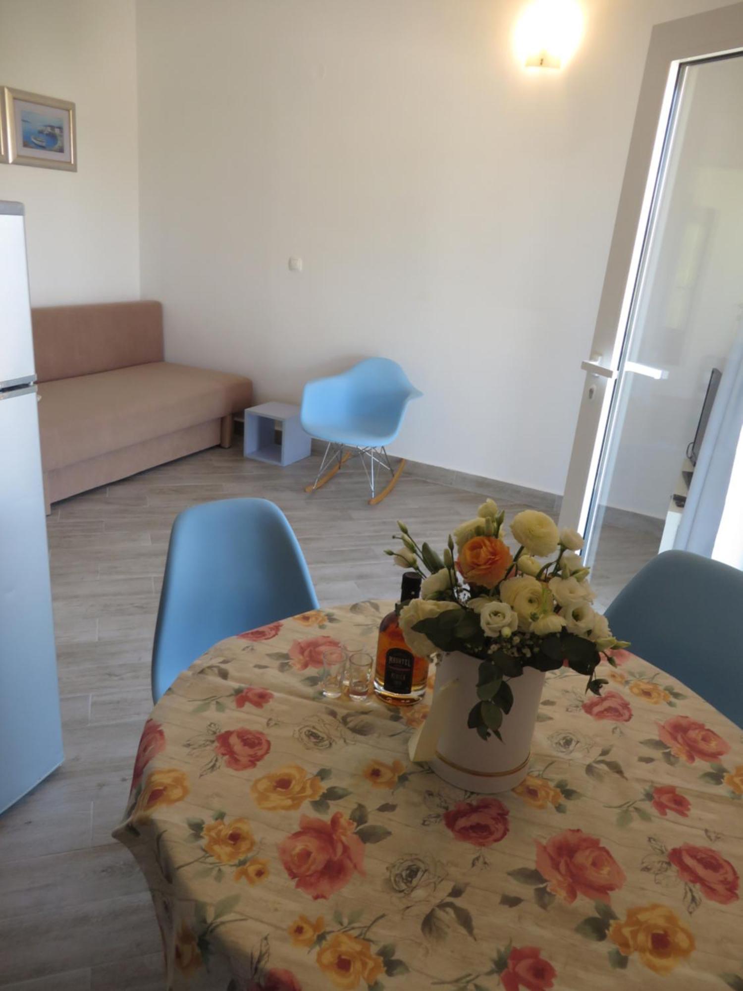 Apartments Tonka Pakoštane Стая снимка