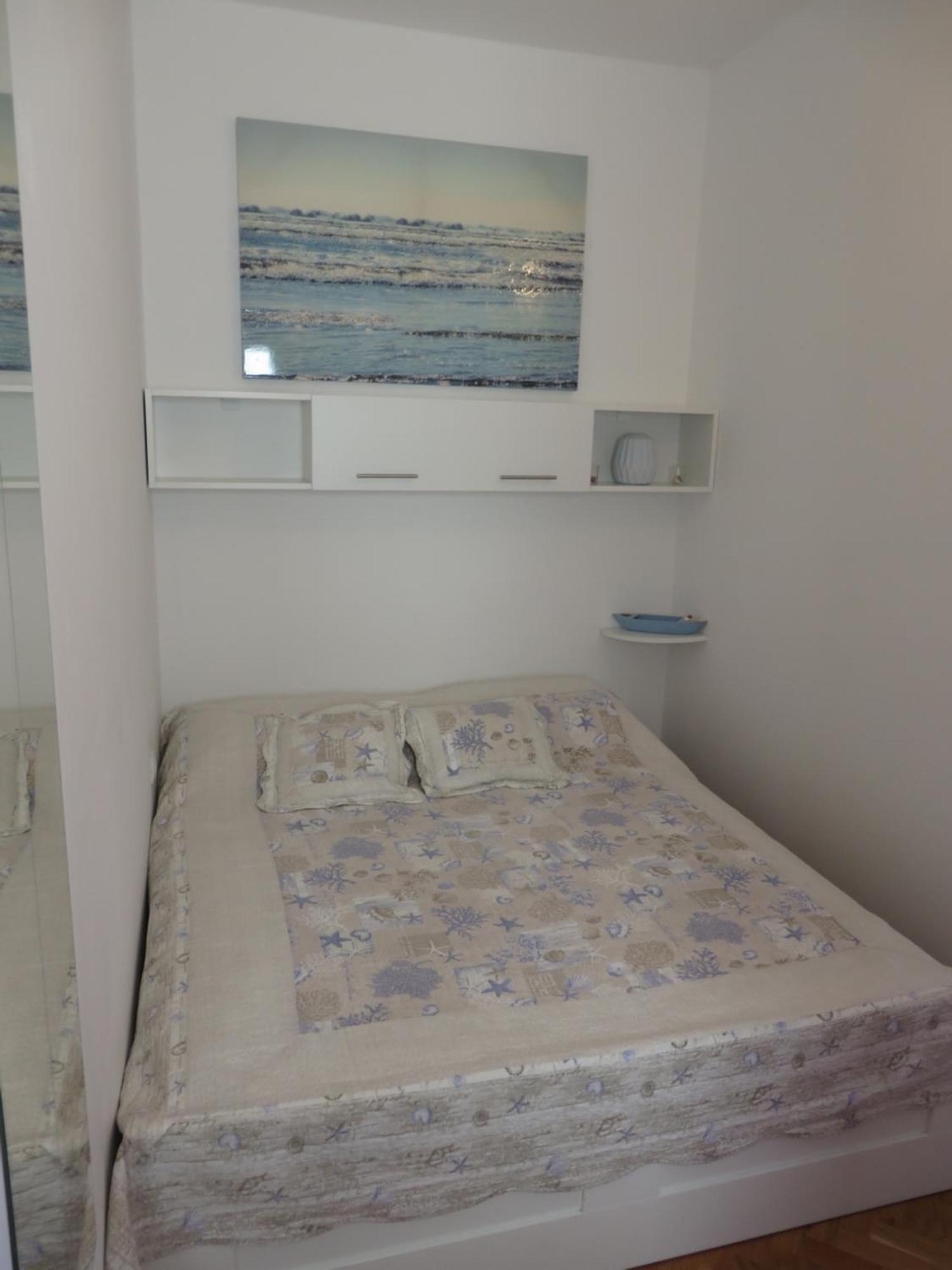 Apartments Tonka Pakoštane Стая снимка