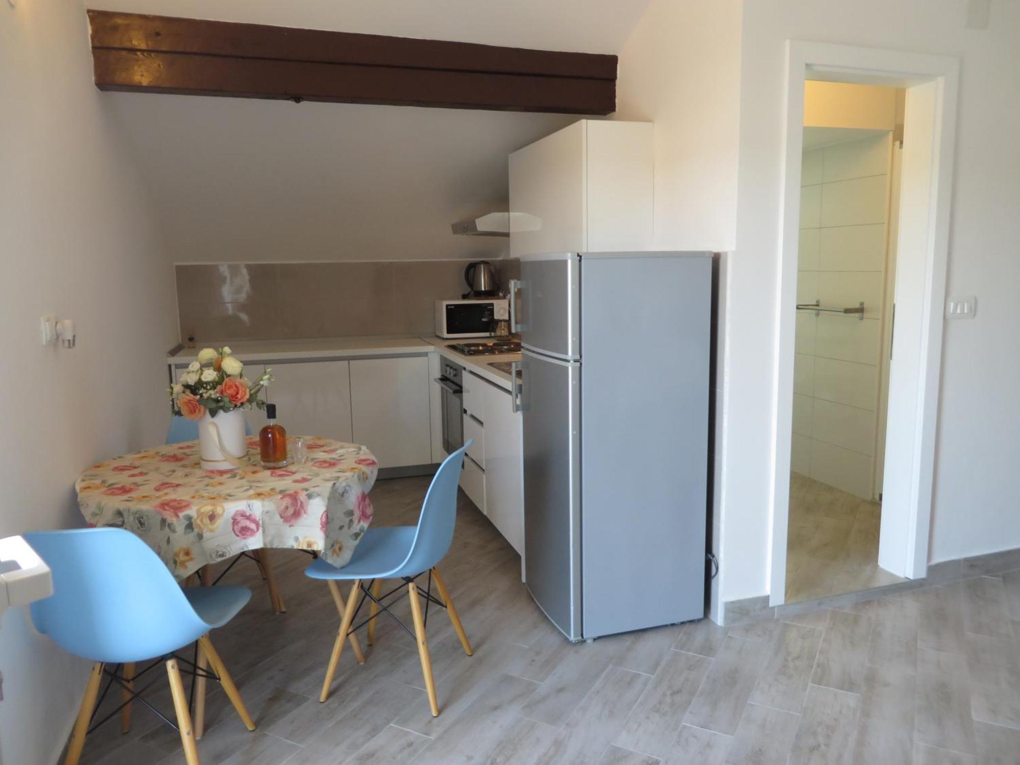 Apartments Tonka Pakoštane Стая снимка